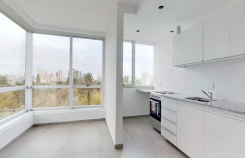 Hermoso semipiso sobre Plaza Ascuenaga