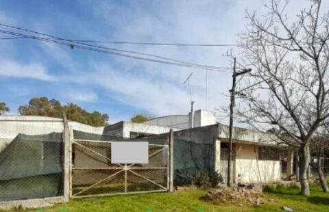 VENTA GALPONES/DEPÓSITOS - RUTA 11 E/ 611 Y 612 - U$S 150.000